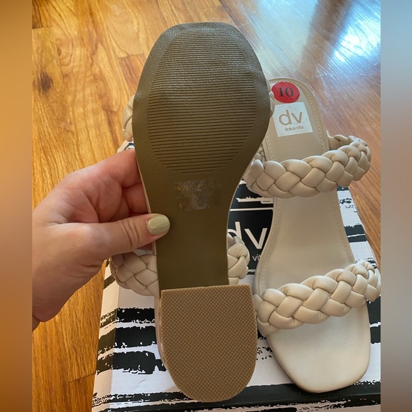 Dolce Vida Heels / Size: 10 - Picture 2 of 2
